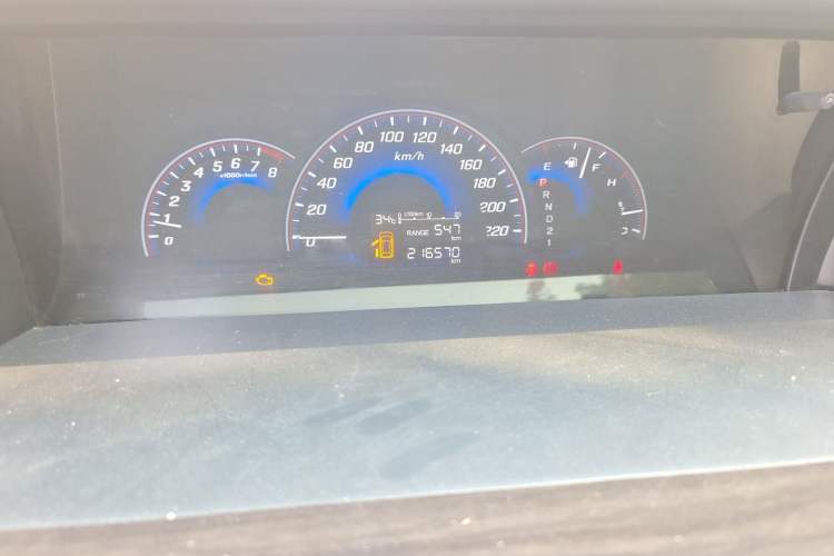 Used Honda Elysion 2012 2.4L VTi Luxury Edition Odometer Close Up