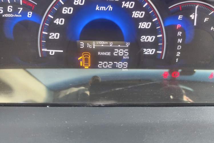 Used Honda Elysion 2012 2.4L VTi-S Prestige Edition Odometer Close Up