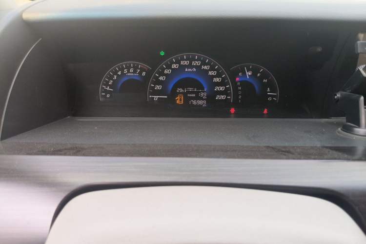 Used Honda Elysion 2012 2.4L VTi-S Prestige Edition Odometer Close Up