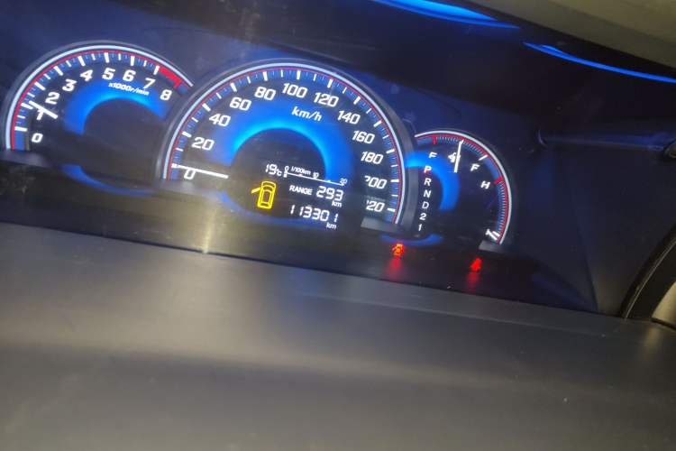 Used Honda Elysion 2012 2.4L VTi-S Prestige Edition Odometer Close Up