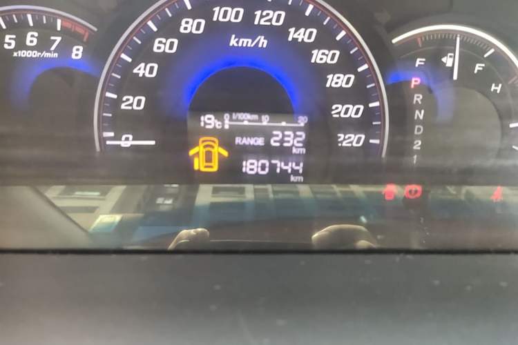 Used Honda Elysion 2012 2.4L VTi-S Prestige Edition Odometer Close Up