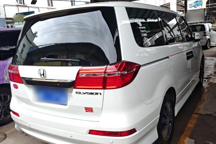 Used Honda Elysion 2012 2.4L VTi-S Prestige Edition Rear Right 45 Deg