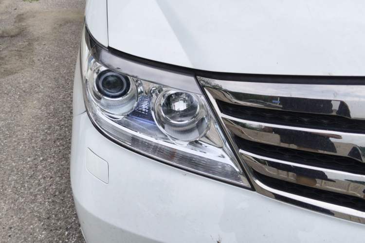 Used Honda Elysion 2012 2.4L VTi-S Prestige Edition Right Front Headlight