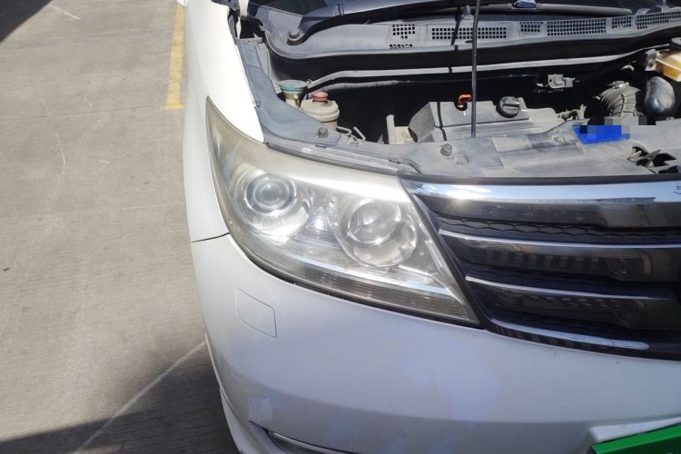 Used Honda Elysion 2012 2.4L VTi-S Prestige Edition Right Front Headlight