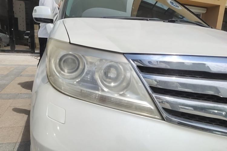 Used Honda Elysion 2012 2.4L VTi-S Prestige Edition Right Front Headlight
