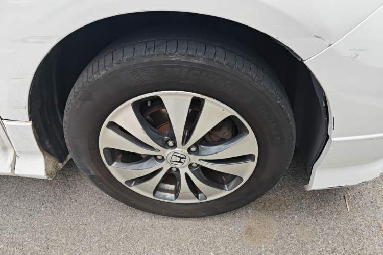 Used Honda Elysion 2012 2.4L VTi-S Prestige Edition Right Front Wheel Hub