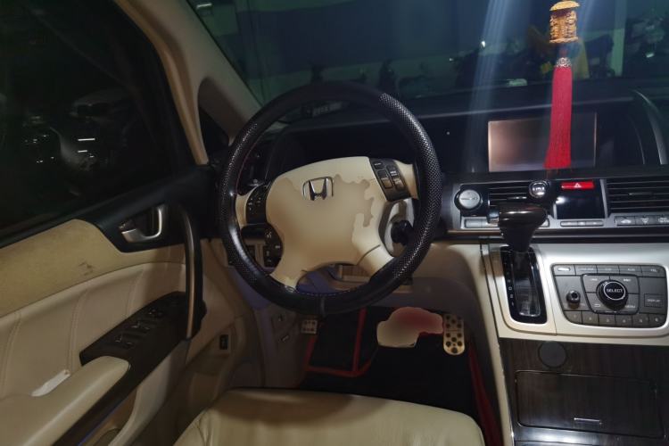 Used Honda Elysion 2012 2.4L VTi-S Prestige Edition Steering Wheel