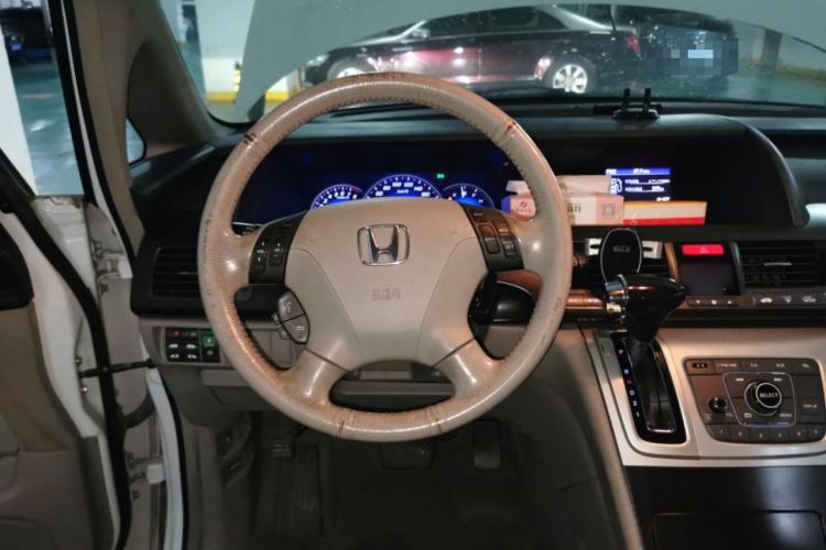 Used Honda Elysion 2012 2.4L VTi-S Prestige Edition Steering Wheel