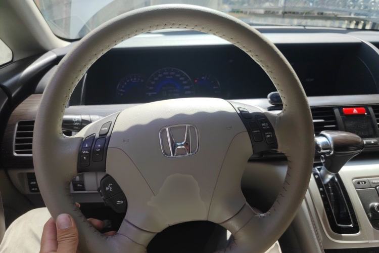 Used Honda Elysion 2012 2.4L VTi-S Prestige Edition Steering Wheel
