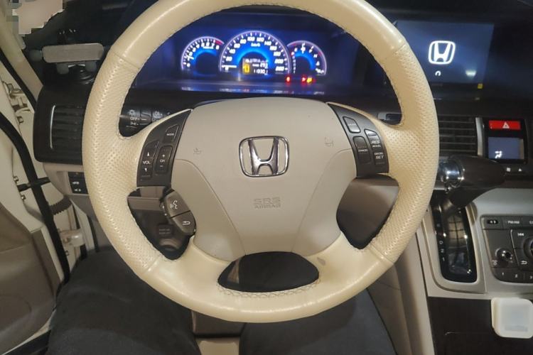 Used Honda Elysion 2012 2.4L VTi-S Prestige Edition Steering Wheel