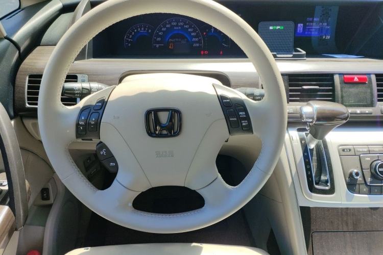 Used Honda Elysion 2012 2.4L VTi-S Prestige Edition Steering Wheel