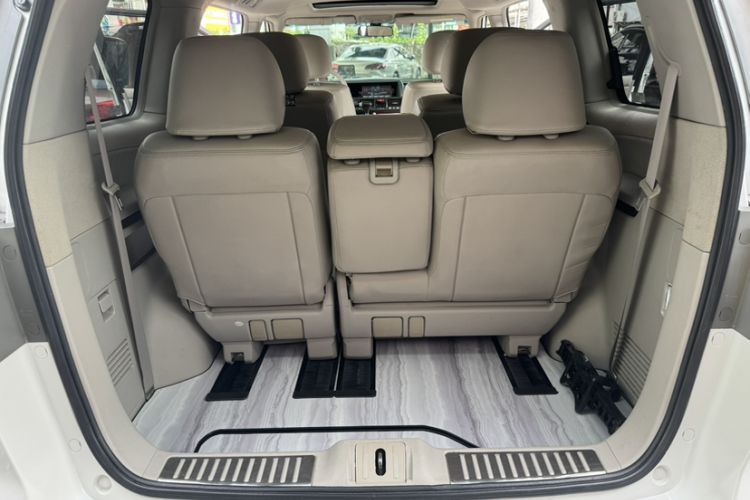 Used Honda Elysion 2012 2.4L VTi-S Prestige Edition Trunk