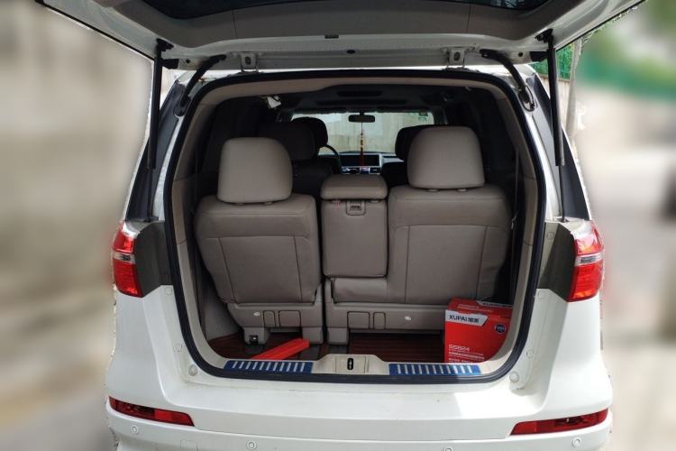 Used Honda Elysion 2012 2.4L VTi-S Prestige Edition Trunk