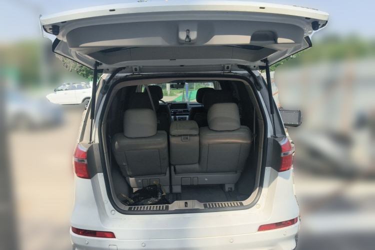 Used Honda Elysion 2012 2.4L VTi-S Prestige Edition Trunk
