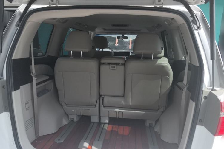 Used Honda Elysion 2012 2.4L VTi-S Prestige Edition Trunk