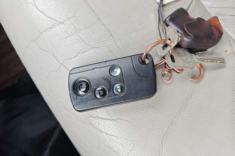 Used Honda Elysion 2012 2.4L VTi-S Prestige Edition Vehicle Key
