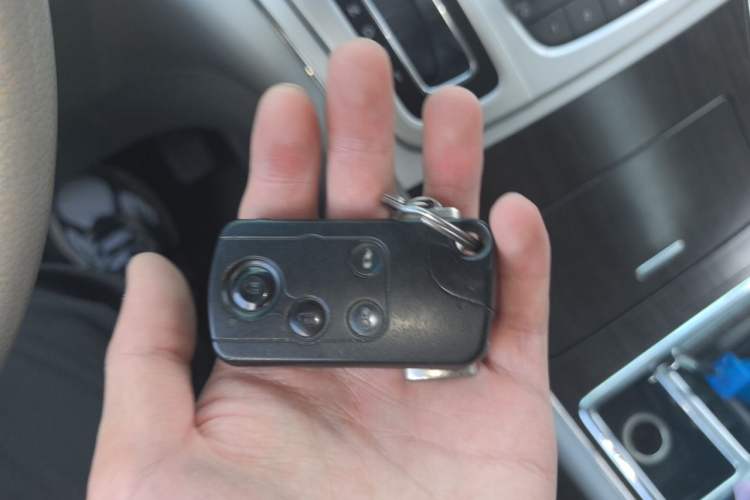 Used Honda Elysion 2012 2.4L VTi-S Prestige Edition Vehicle Key