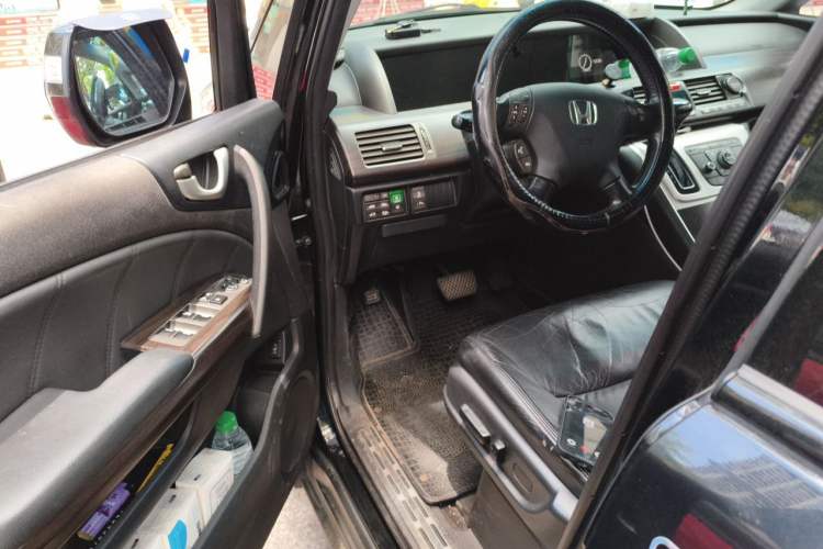 Used Honda Elysion 2015 2.4L VTi-S Prestige Edition Driver Seat