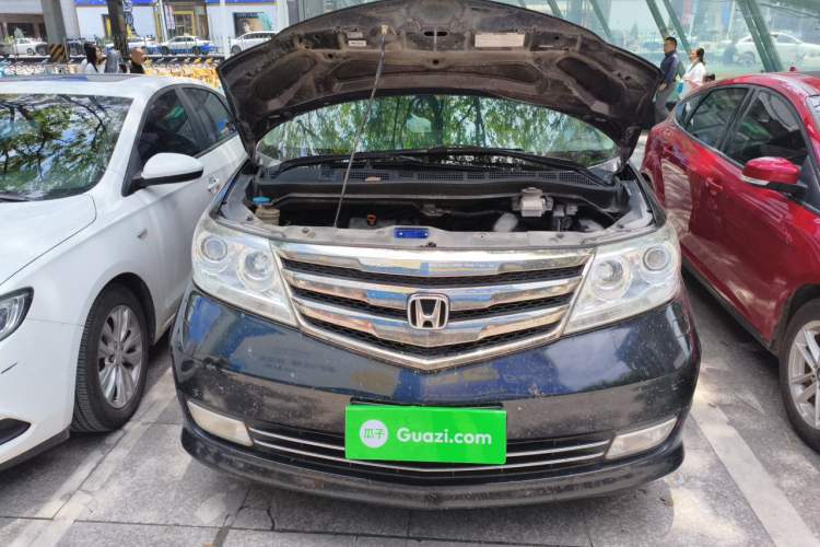 Used Honda Elysion 2015 2.4L VTi-S Prestige Edition Engine Bay