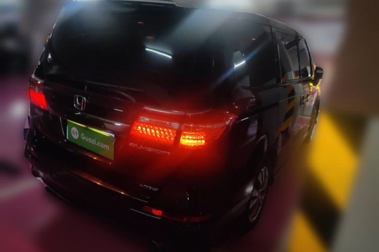 Used Honda Elysion 2015 2.4L VTi-S Prestige Edition Exterior 5