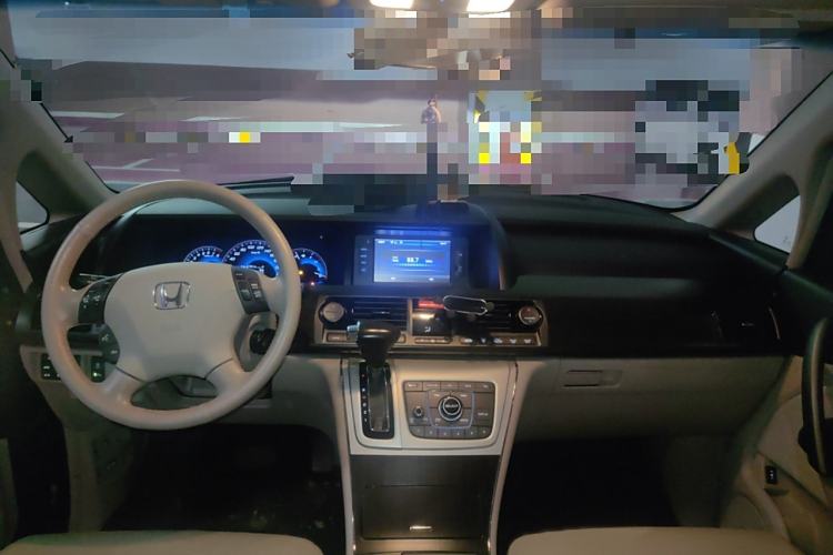 Used Honda Elysion 2015 2.4L VTi-S Prestige Edition Interior 2
