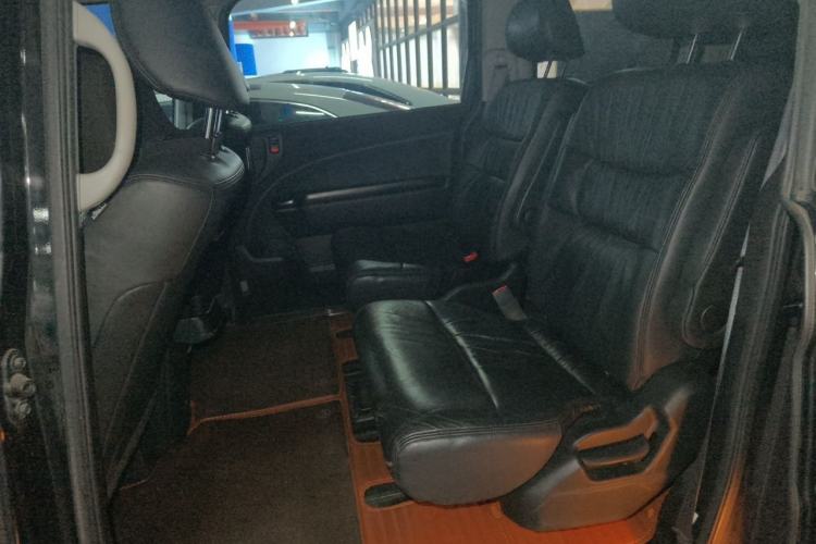 Used Honda Elysion 2015 2.4L VTi-S Prestige Edition Left Rear Seat