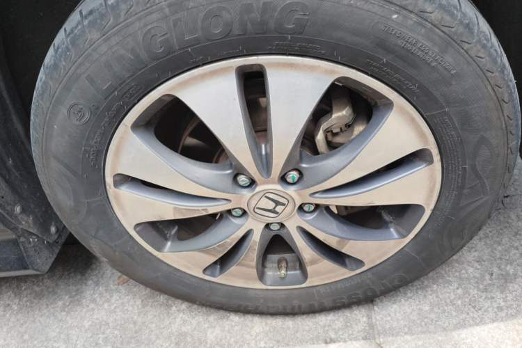 Used Honda Elysion 2015 2.4L VTi-S Prestige Edition Right Front Wheel Hub