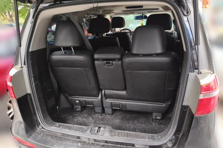 Used Honda Elysion 2015 2.4L VTi-S Prestige Edition Trunk