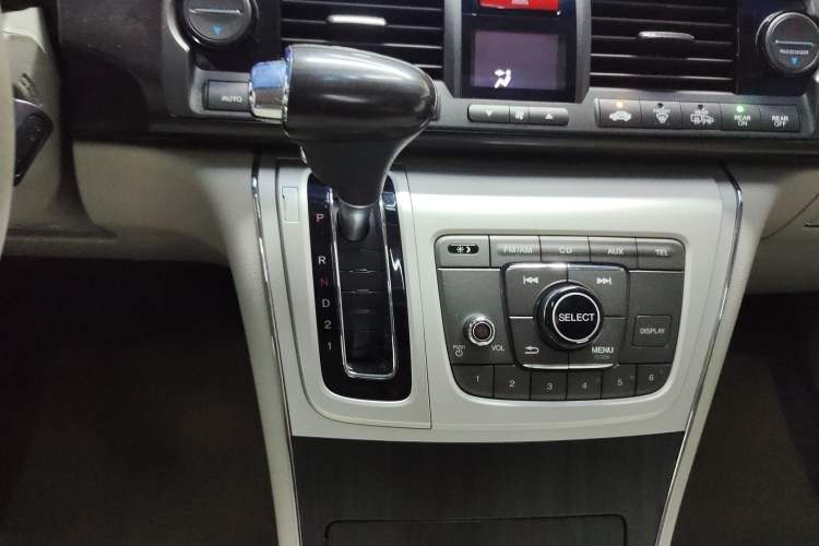 Used Honda Elysion 2015 2.4L VTi-S Prestige Edition Gear Lever