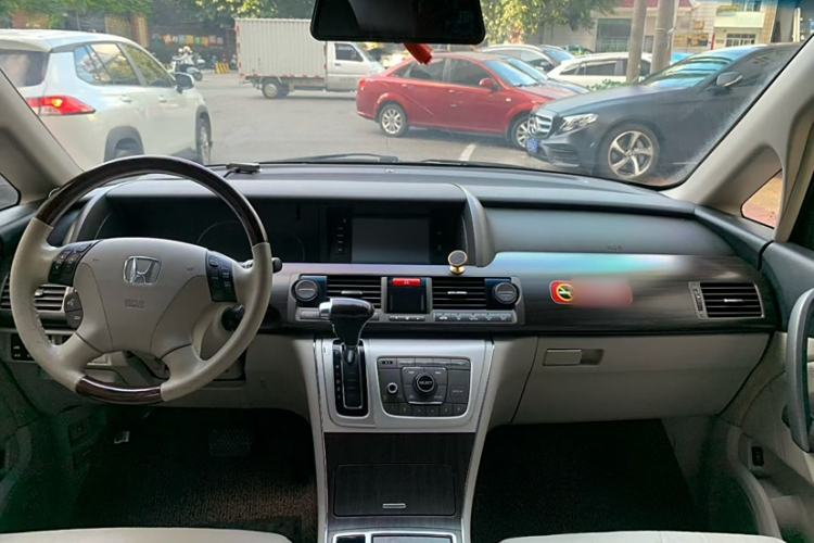 Used Honda Elysion 2015 2.4L VTi-S Prestige Edition Interior 2