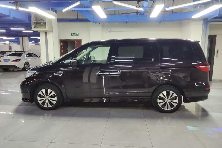 Used Honda Elysion 2015 2.4L VTi-S Prestige Edition Left Side