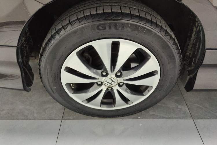 Used Honda Elysion 2015 2.4L VTi-S Prestige Edition Right Rear Wheel Hub
