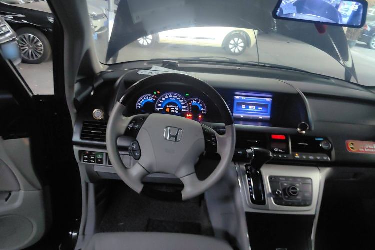 Used Honda Elysion 2015 2.4L VTi-S Prestige Edition Steering Wheel