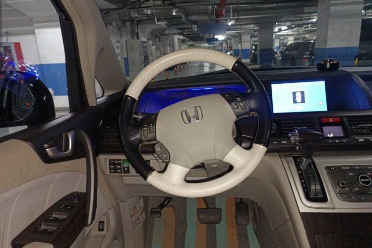 Used Honda Elysion 2015 2.4L VTi-S Prestige Edition Steering Wheel