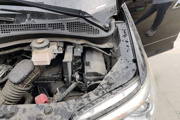 Used Honda Elysion 2015 2.4L VTi Comfort Version Engine Bay Left