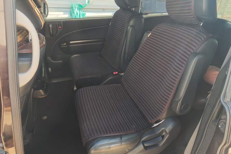 Used Honda Elysion 2015 2.4L VTi-S Prestige Edition Left Rear Seat