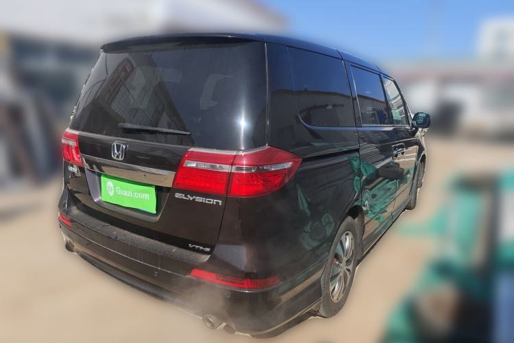 Used Honda Elysion 2015 2.4L VTi-S Prestige Edition Rear Right 45 Deg