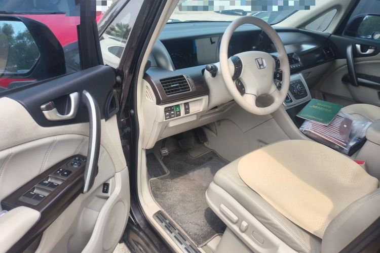 Used Honda Elysion 2015 2.4L VTi-S Prestige Edition Driver Seat