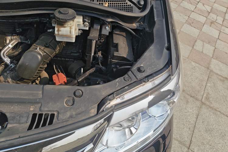 Used Honda Elysion 2015 2.4L VTi-S Prestige Edition Engine Bay Left