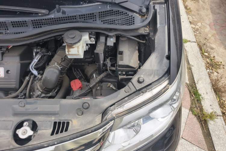 Used Honda Elysion 2015 2.4L VTi-S Prestige Edition Engine Bay Left