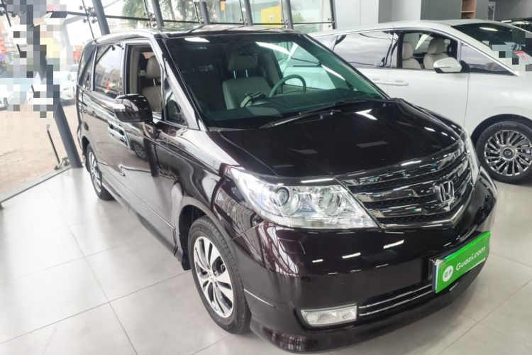 Used Honda Elysion 2015 2.4L VTi-S Prestige Edition Front Right 45 Deg