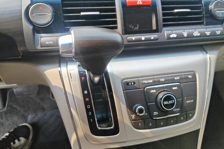 Used Honda Elysion 2015 2.4L VTi-S Prestige Edition Gear Lever