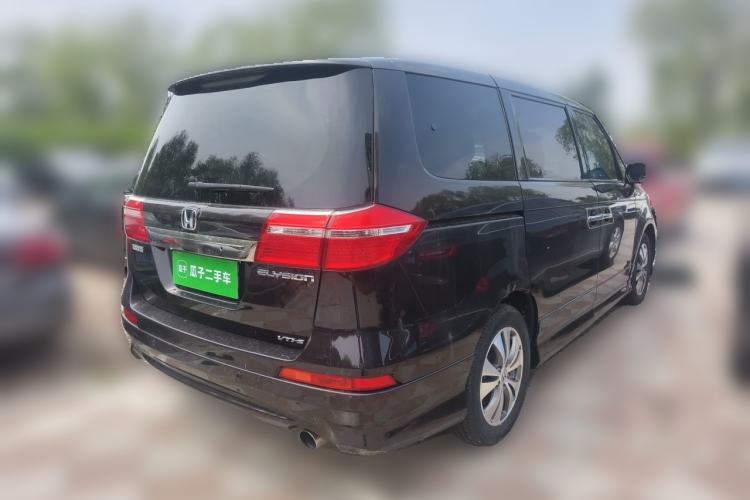 Used Honda Elysion 2015 2.4L VTi-S Prestige Edition Rear Right 45 Deg