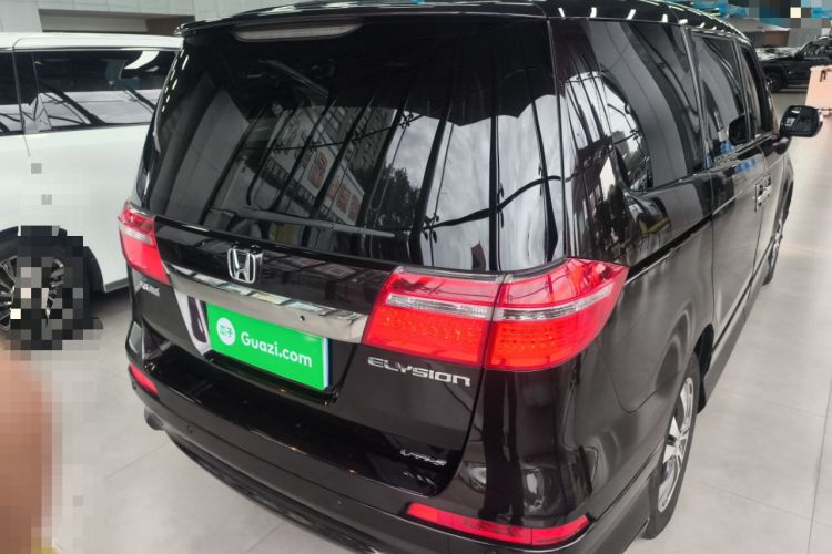 Used Honda Elysion 2015 2.4L VTi-S Prestige Edition Rear Right 45 Deg