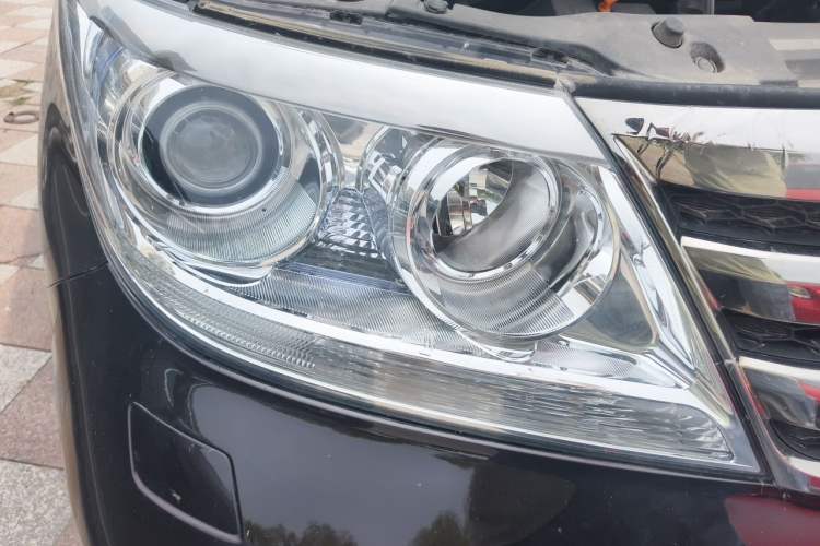 Used Honda Elysion 2015 2.4L VTi-S Prestige Edition Right Front Headlight