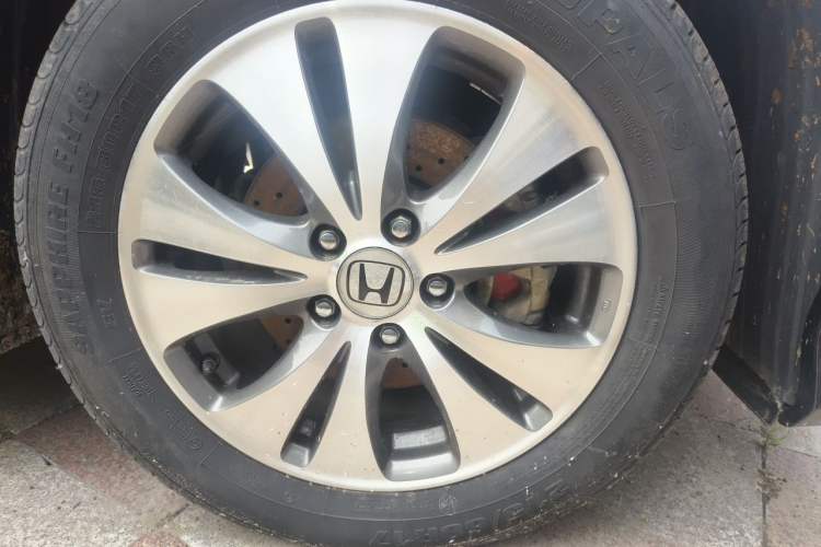Used Honda Elysion 2015 2.4L VTi-S Prestige Edition Right Front Wheel Hub