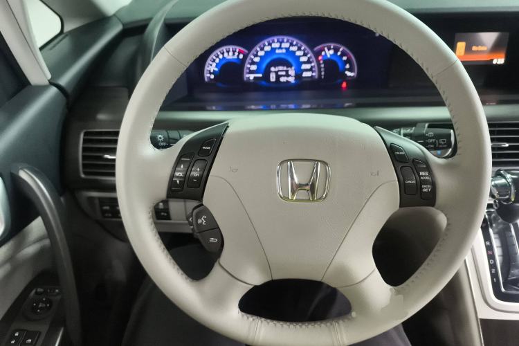 Used Honda Elysion 2015 2.4L VTi-S Prestige Edition Steering Wheel