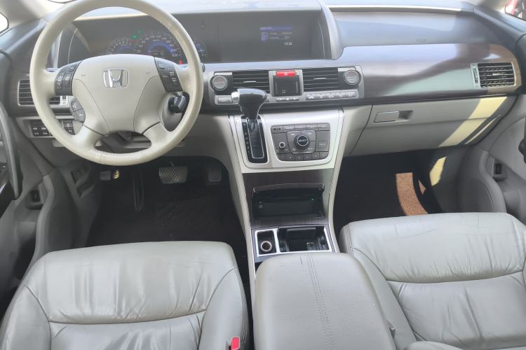 Used Honda Elysion 2015 2.4L VTi-S Prestige Edition Center Console