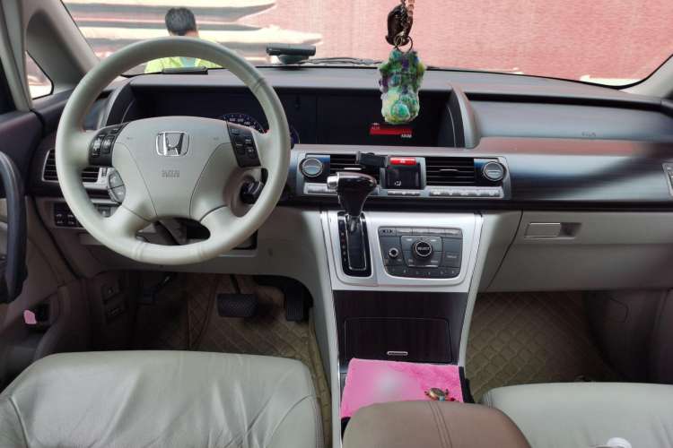 Used Honda Elysion 2015 2.4L VTi-S Prestige Edition Center Console
