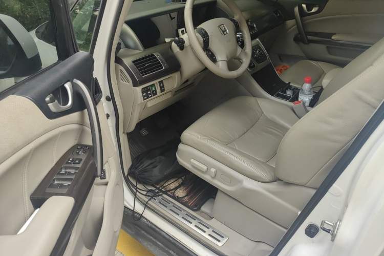 Used Honda Elysion 2015 2.4L VTi Luxury Edition Driver Seat